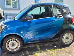 Blau Gebraucht 2018 Smart ForTwo Electric Drive Coupé | 6.900 € (Fairer Preis)