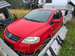 Rot Gebraucht 2005 VW Fox Kleinwagen | 700 € (Fairer Preis)