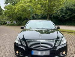 Schwarz Gebraucht 2009 Mercedes E350 Limousine | 6.350 € (Superpreis)