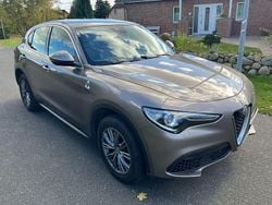 Braun Gebraucht 2017 Alfa Romeo Stelvio SUV | 23.800 € (Guter Preis)