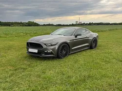 Grau Gebraucht 2017 Ford Mustang Coupé | 21.990 €