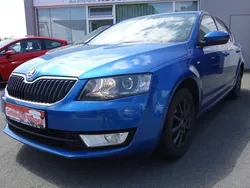 Blau Gebraucht 2015 Skoda Octavia Limousine | 7.490 € (Guter Preis)