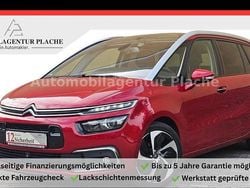 Rot Gebraucht 2017 Citroën C4 SpaceTourer Shine Van / Kleinbus | 12.995 € (Fairer Preis)