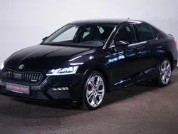 Black metallic Gebraucht 2023 Skoda Octavia RS Limousine | 28.999 € (Guter Preis)