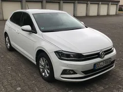 Weiß Gebraucht 2018 VW Polo Comfortline Limousine | 9.900 € (Superpreis)