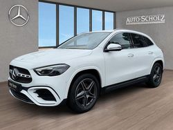 Weiß Gebraucht 2023 Mercedes GLA200 Premium SUV | 38.557 € (Fairer Preis)