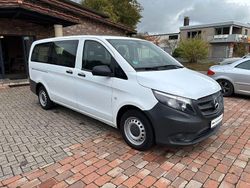 Weiß Gebraucht 2018 Mercedes Vito Van / Kleinbus | 21.950 €