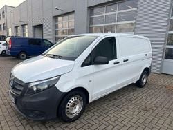 Weiß Gebraucht 2017 Mercedes Vito Van / Kleinbus | 10.790 € (Guter Preis)