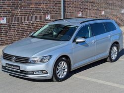 Silber Gebraucht 2015 VW Passat Comfortline Kombi | 10.989 € (Fairer Preis)