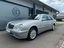 Silber Gebraucht 2000 Mercedes E320 Elegance Limousine | 6.999 € (Teuer)