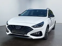 Weiß Gebraucht 2022 Hyundai i30 Edition 30 Kombi | 15.990 € (Guter Preis)