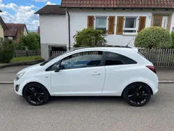 Weiß Gebraucht 2013 Opel Corsa Active Kleinwagen | 2.999 € (Fairer Preis)