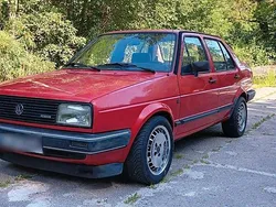 Rot Gebraucht 1986 VW Jetta Limousine | 2.800 €