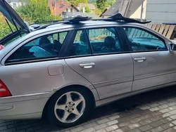 Silber Gebraucht 2001 Mercedes 240 Kombi | 1.700 €