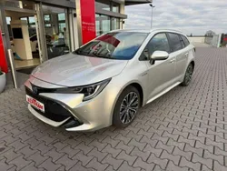 Precious silver Gebraucht 2022 Toyota Corolla Hybrid Team Kombi | 23.490 € (Fairer Preis)