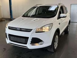 Weiß Gebraucht 2015 Ford Kuga Trend SUV | 9.990 € (Guter Preis)