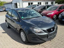 Grau Gebraucht 2008 Seat Ibiza Reference Limousine | 1.200 € (Fairer Preis)