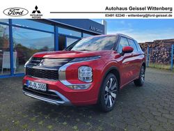 Rot Gebraucht 2025 Mitsubishi Outlander P-HEV Top SUV | 53.890 €
