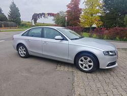 Eissilber Gebraucht 2009 Audi A4 Attraction Limousine | 8.995 € (Fairer Preis)