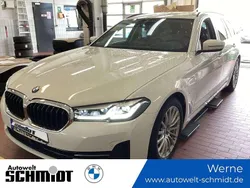 Alpinweiß uni Gebraucht 2021 BMW 530e Kombi | 27.690 € (Fairer Preis)