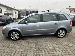 Silber Gebraucht 2009 Opel Zafira Edition Van / Kleinbus | 1.850 € (Superpreis)