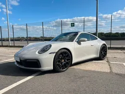 Grau Gebraucht 2021 Porsche 911 Carrera 4 Chrono Coupé | 111.992 € (Teuer)