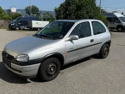Silber Gebraucht 1999 Opel Corsa Kleinwagen | 950 € (Guter Preis)