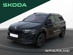 Schwarz magic perleffekt (metallic) Gebraucht 2024 Skoda Karoq SportLine SUV | 34.989 € (Superpreis)