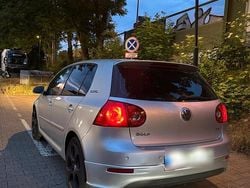 Silber Gebraucht 2006 VW Golf V Goal Kleinwagen | 3.400 € (Teuer)