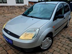 Silber Gebraucht 2003 Ford Fiesta Limousine | 1.899 € (Etwas zu teuer)