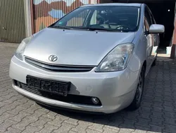 Grau Gebraucht 2006 Toyota Prius Kleinwagen | 3.999 € (Fairer Preis)