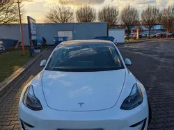 Weiß Gebraucht 2021 Tesla Model 3 Performance Limousine | 38.990 €
