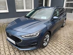Blau Gebraucht 2022 Ford Focus Kombi | 19.299 € (Fairer Preis)
