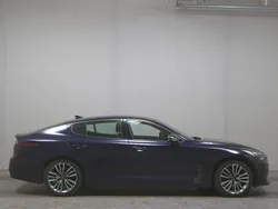 Blau Gebraucht 2019 Kia Stinger GT-Line Limousine | 12.490 €