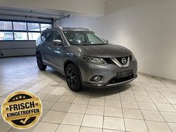 Grau Gebraucht 2016 Nissan X-Trail 360º SUV | 13.999 € (Fairer Preis)