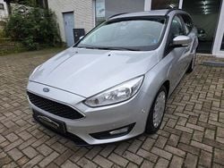 Silber Gebraucht 2016 Ford Focus Limousine | 8.330 € (Superpreis)