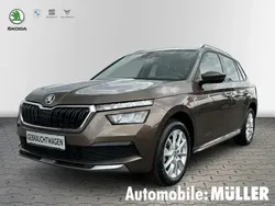 Lavablau metallic Gebraucht 2020 Skoda Karoq Drive SUV | 21.489 € (Guter Preis)