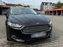 Schwarz Gebraucht 2015 Ford Mondeo Titanium Kombi | 9.800 € (Etwas zu teuer)