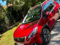 Rot Gebraucht 2016 Peugeot 2008 Allure SUV | 12.500 € (Etwas zu teuer)
