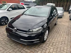 Schwarz Gebraucht 2020 VW Golf VII Comfortline Kombi | 12.400 € (Superpreis)