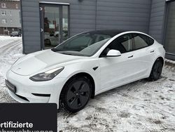 Weiß Gebraucht 2021 Tesla Model 3 Standard Range Limousine | 25.600 € (Guter Preis)