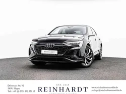 Mythosschwarz metallic Gebraucht 2024 Audi Q8 e-tron S-Line SUV | 63.655 € (Fairer Preis)