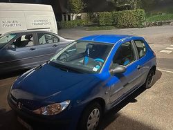 Blau Gebraucht 2004 Peugeot 206 Coupé | 900 € (Fairer Preis)