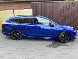 Blau Gebraucht 2022 VW Golf VIII R Limousine | 36.999 € (Fairer Preis)