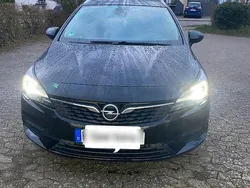 Schwarz Gebraucht 2019 Opel Astra Kombi | 12.800 € (Fairer Preis)