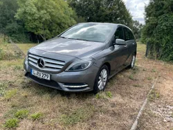 Mercedes B200