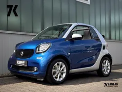 Blau Gebraucht 2019 Smart ForTwo Cabrio Cabrio | 15.650 € (Fairer Preis)