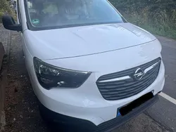 Weiß Gebraucht 2019 Opel Combo Van / Kleinbus | 8.700 € (Fairer Preis)