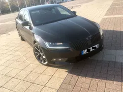Schwarz Gebraucht 2018 Skoda Superb SportLine Limousine | 23.900 € (Fairer Preis)