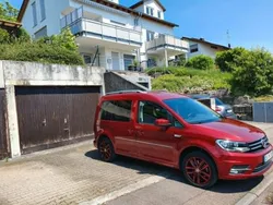 Rot Gebraucht 2015 VW Caddy Van / Kleinbus | 20.500 € (Fairer Preis)